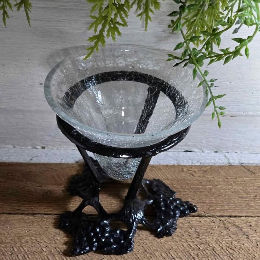 Black Metal Grape Leaf Crackle Glass Candle Holder - Picture 8 of 10
